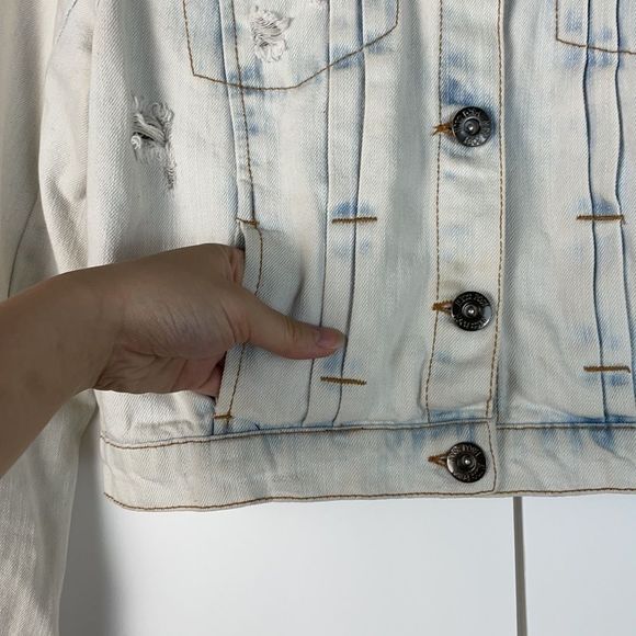 Miss Posh Button Front Light Wash Jean Jacket - Picture 5 of 7